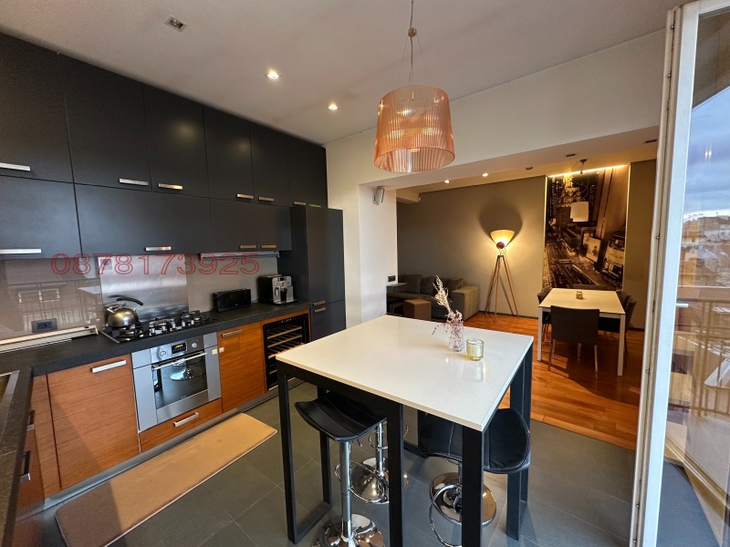 Продава 3-СТАЕН, гр. София, Център, снимка 4 - Апартаменти - 53189281