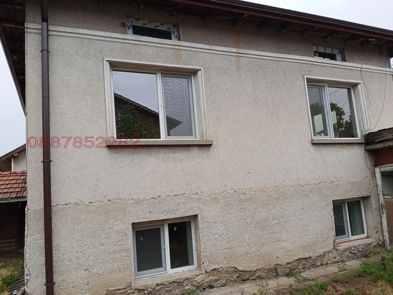 Продава КЪЩА, с. Радуил, област София област, снимка 5 - Къщи - 53586457