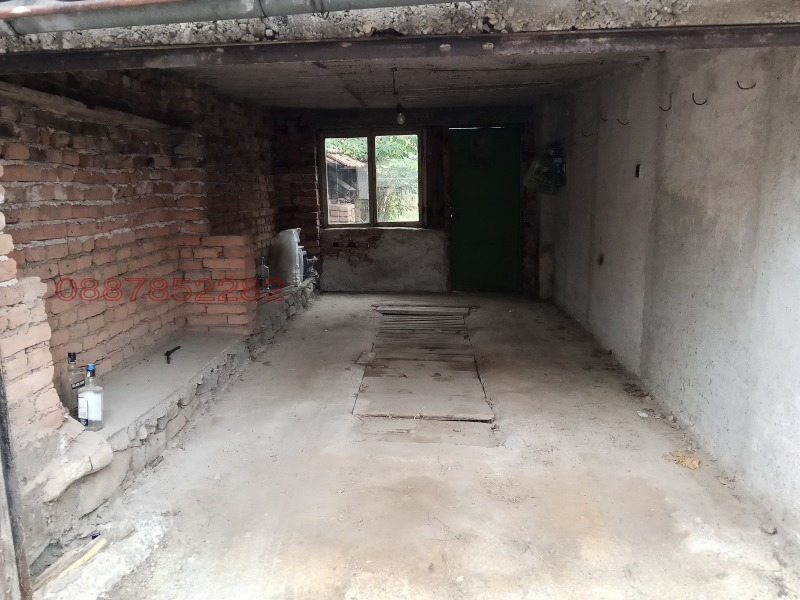 Продава КЪЩА, с. Радуил, област София област, снимка 17 - Къщи - 53586457