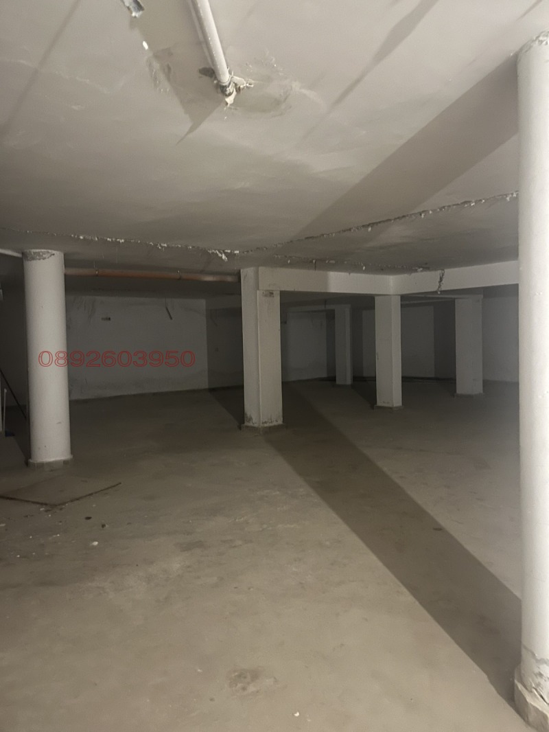 Продава ГАРАЖ, ПАРКОМЯСТО, гр. Банско, област Благоевград