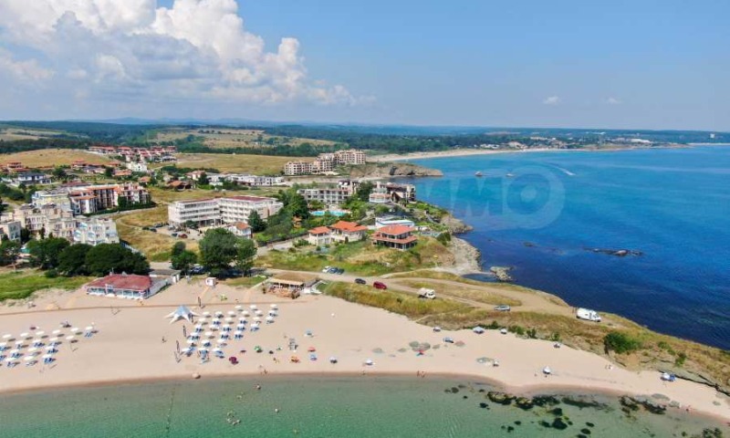 Продава 1-СТАЕН в област Бургас, с. Лозенец - 37 кв.м / 61 947 € » 121 157.80 лв., СУПРИММО - БУРГАС