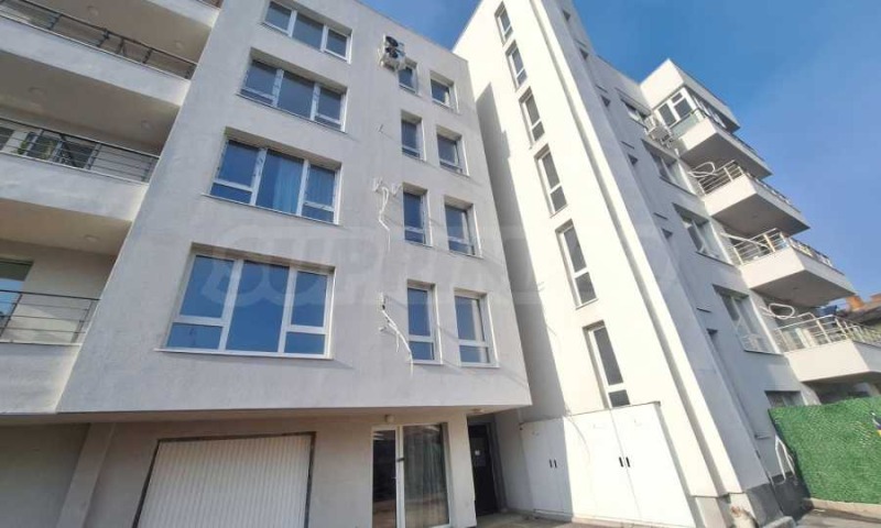 Продава 2-СТАЕН в град София, Обеля 1 - 42 кв.м / 129 000 € » 252 302.07 лв., СУПРИММО - ГЛАВЕН ОФИС