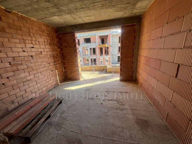 Продава 3-СТАЕН, гр. Пловдив, Остромила, снимка 5 - Апартаменти - 53080446