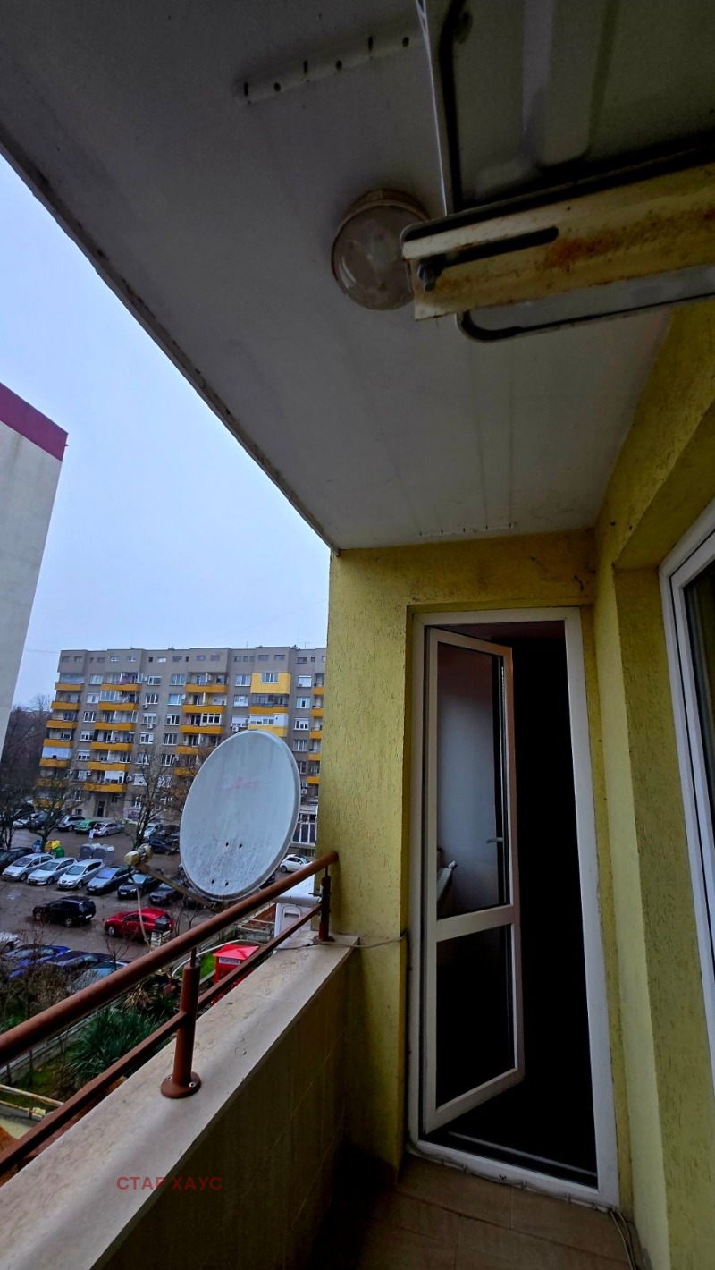 Продава 3-СТАЕН, гр. Русе, Възраждане, снимка 5 - Апартаменти - 53129542