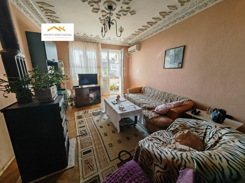 Продава  Многостаен град Монтана , Идеален център , 98 кв.м | 82653929 - изображение [2]