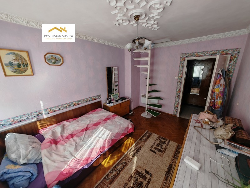 Продава  Многостаен град Монтана , Идеален център , 98 кв.м | 82653929 - изображение [4]