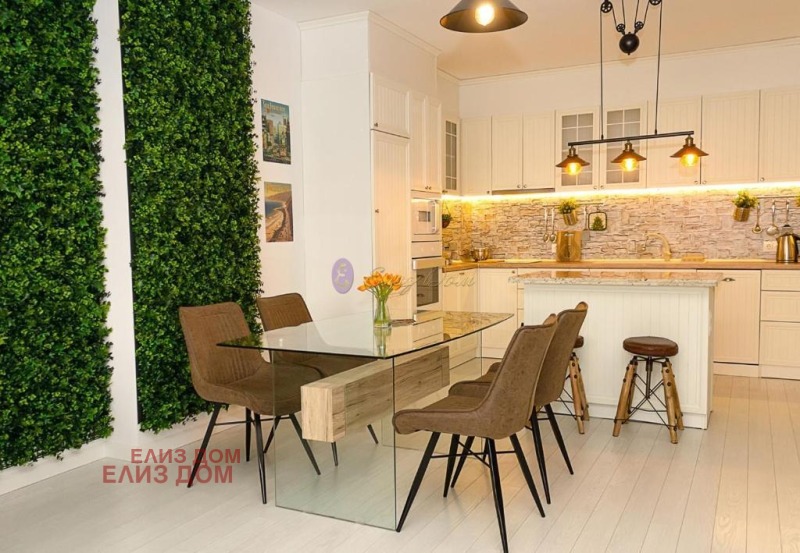Продава 3-СТАЕН в град Варна, Център - 137 кв.м / 550 000 € » 1 075 706.50 лв., ЕЛИЗ ДОМ