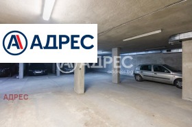 3-стаен град Варна, Център 12