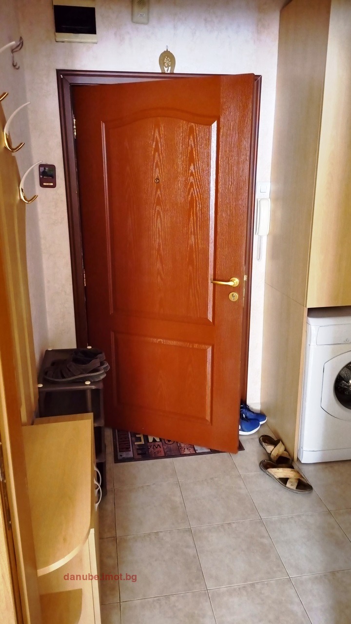 Продава 2-СТАЕН, гр. Русе, Възраждане, снимка 7 - Апартаменти - 54989369