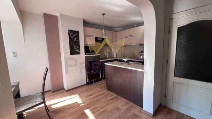 Продава 3-СТАЕН, гр. Варна, Цветен квартал, снимка 5 - Апартаменти - 54998535