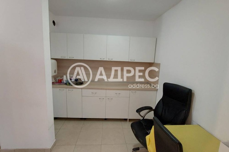 Продава МНОГОСТАЕН, гр. София, Хладилника, снимка 14 - Aпартаменти - 47979507