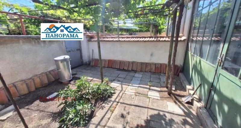Продава КЪЩА, гр. Съединение, област Пловдив, снимка 2 - Къщи - 52319543