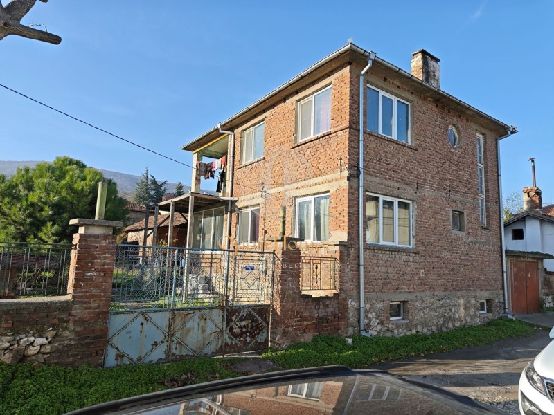 Продава КЪЩА в област Пловдив, с. Брестник - 164 кв.м / 147 000 € » 287 507.01 лв., ОПЕН ХОУМС