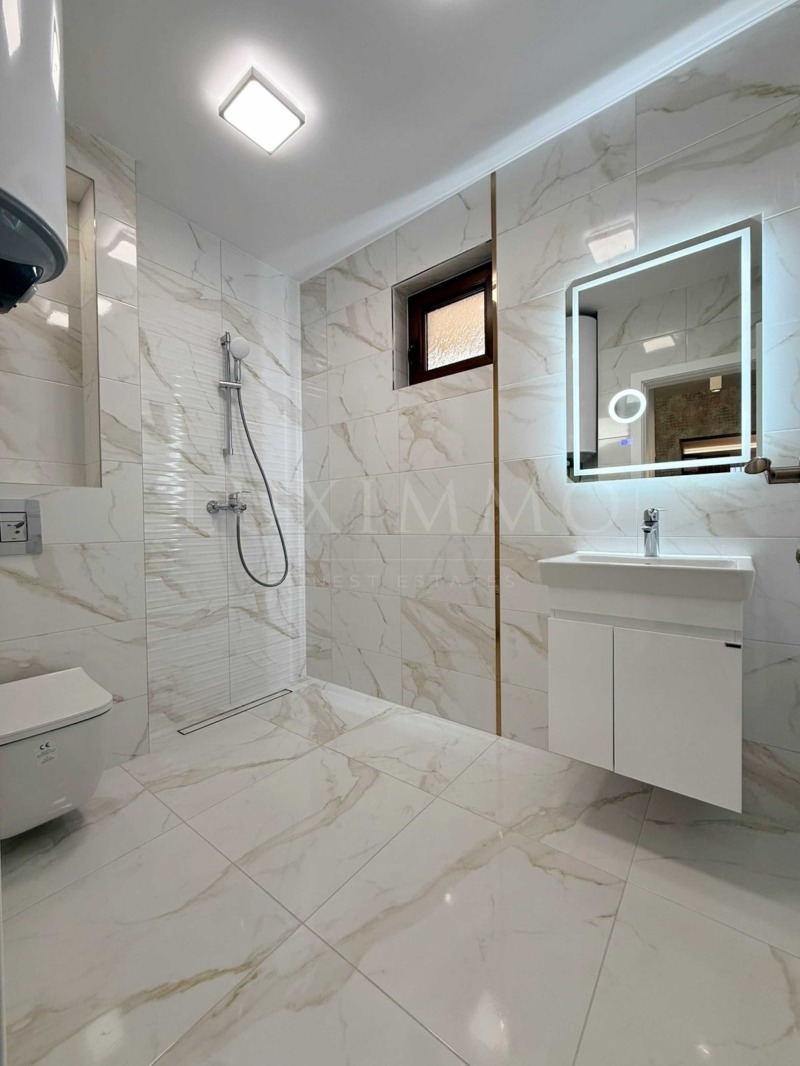 En venta  2 dormitorios Plovdiv , Ostromila , 118 metros cuadrados | 90692983 - imagen [11]