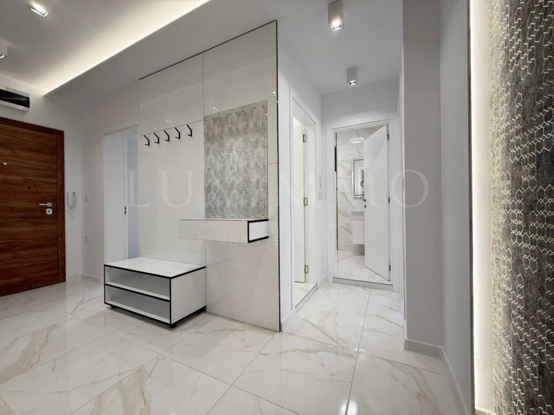 En venta  2 dormitorios Plovdiv , Ostromila , 118 metros cuadrados | 90692983 - imagen [5]