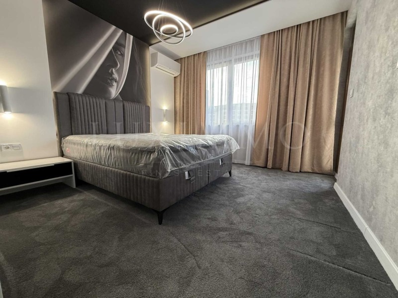 En venta  2 dormitorios Plovdiv , Ostromila , 118 metros cuadrados | 90692983 - imagen [8]