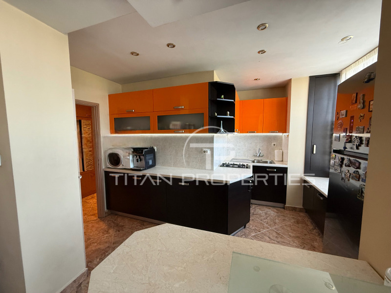 For Sale  3+ bedroom Plovdiv , Tsentar , 115 sq.m | 56057354 - image [5]