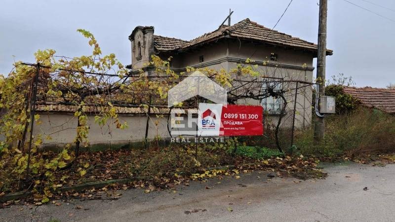 Продава КЪЩА, с. Мадара, област Шумен, снимка 4 - Къщи - 52385720