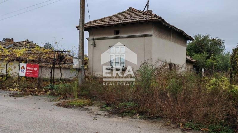 Продава КЪЩА, с. Мадара, област Шумен, снимка 3 - Къщи - 52385720