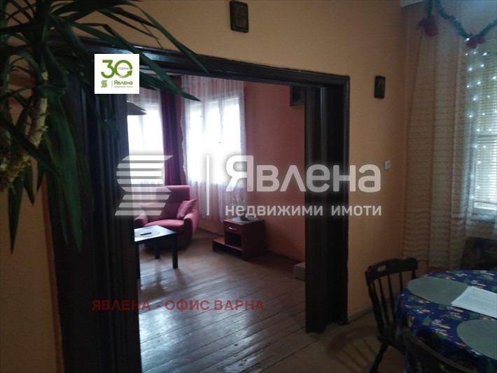 Продава  Етаж от къща, град Варна, Център •  339 000 EUR • ID 22468523 — holmes.bg - [1] 