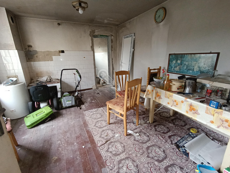 Продава КЪЩА, с. Богатово, област Габрово, снимка 4 - Къщи - 53410930