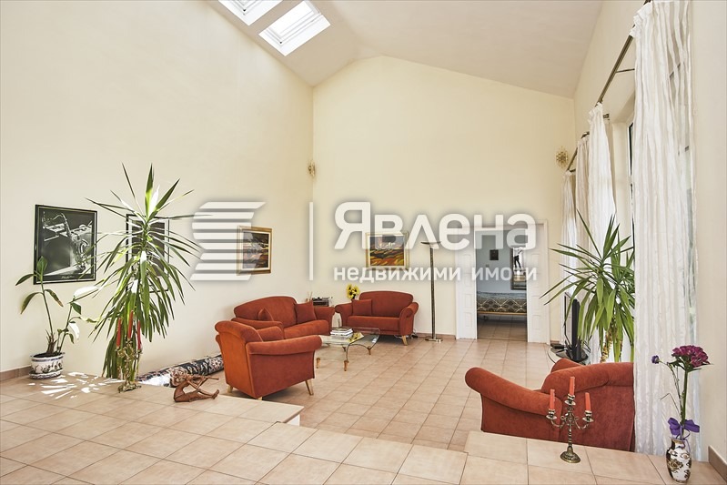 Продава КЪЩА, с. Горна Василица, област София област, снимка 17 - Къщи - 54210632