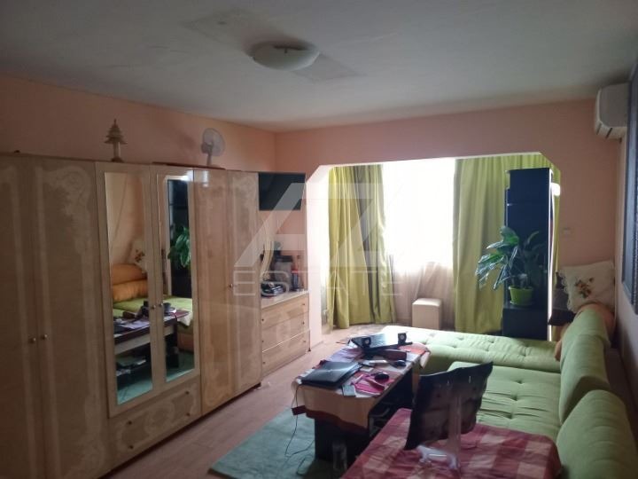 На продаж  2 спальні Варна , Център , 98 кв.м | 27464342