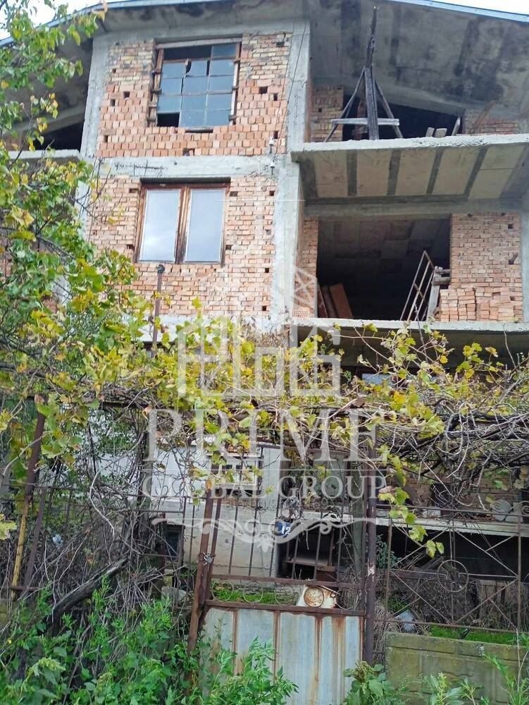 Продава КЪЩА, гр. Бургас, Лозово