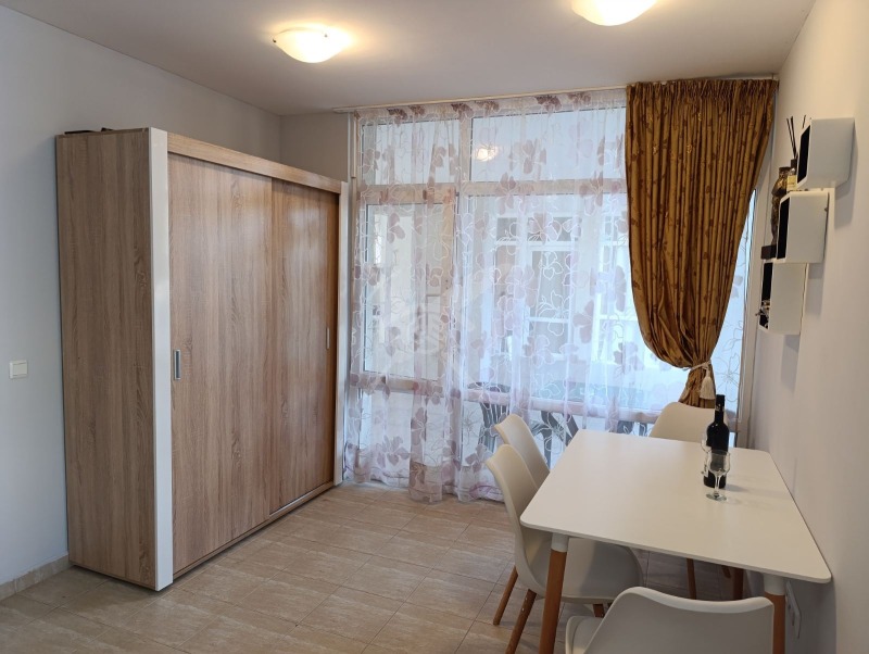 Zu verkaufen  Studio region Burgas , k.k. Slantschew brjag , 53 qm | 83475334