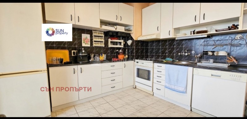 De vânzare  2 dormitoare Sofia , Mladost 1 , 120 mp | 50085309