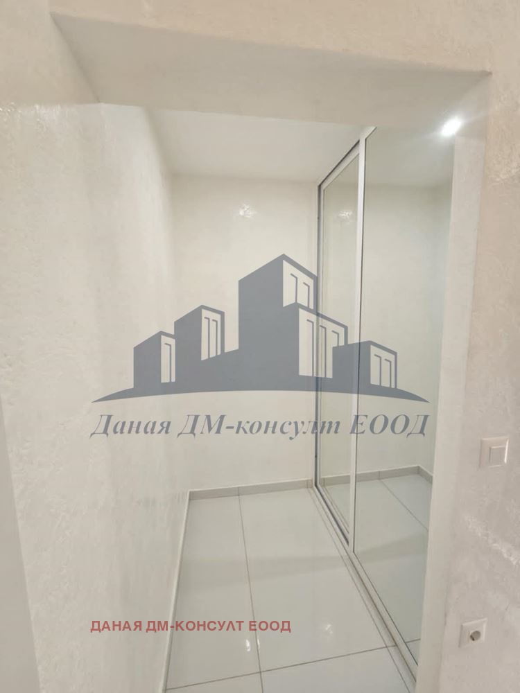 Продава 3-СТАЕН, гр. Шумен, Боян Българанов 1, снимка 13 - Апартаменти - 54694203
