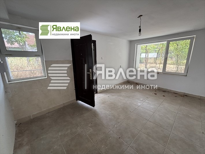 Eladó  Ház Sofia , Abdovica , 200 négyzetméter | 77362748 - kép [10]
