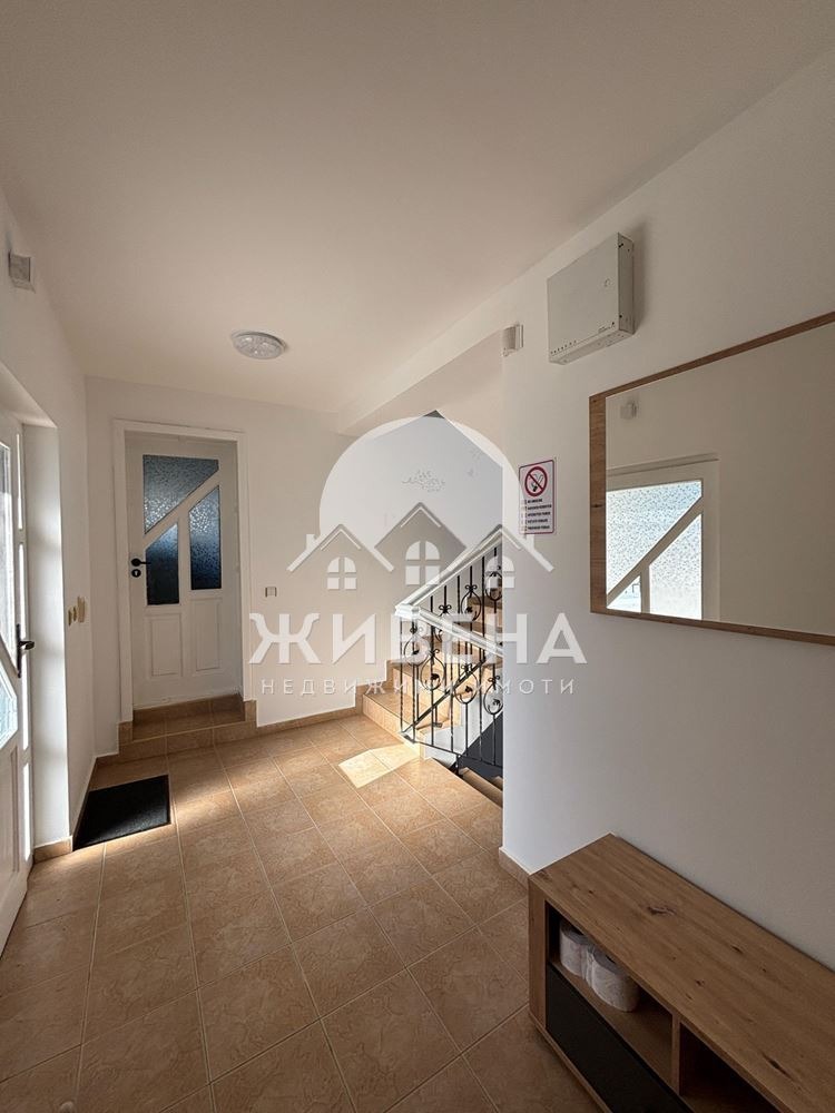 Продава КЪЩА, с. Рогачево, област Добрич, снимка 8 - Къщи - 52338489