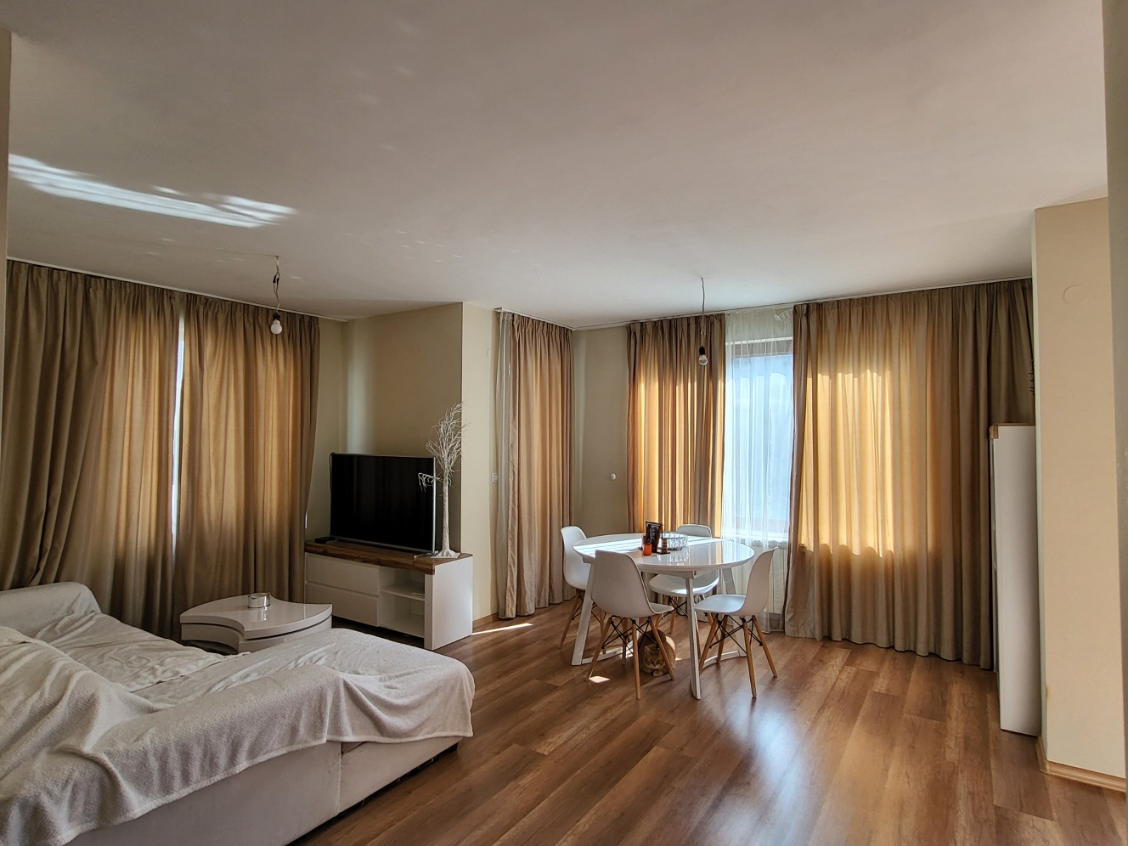 Продава 2-СТАЕН, гр. София, Белите брези, снимка 2 - Апартаменти - 52040476