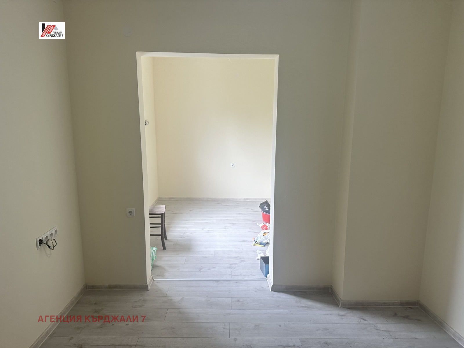 Продава 2-СТАЕН, гр. Кърджали, Център, снимка 4 - Апартаменти - 54735902