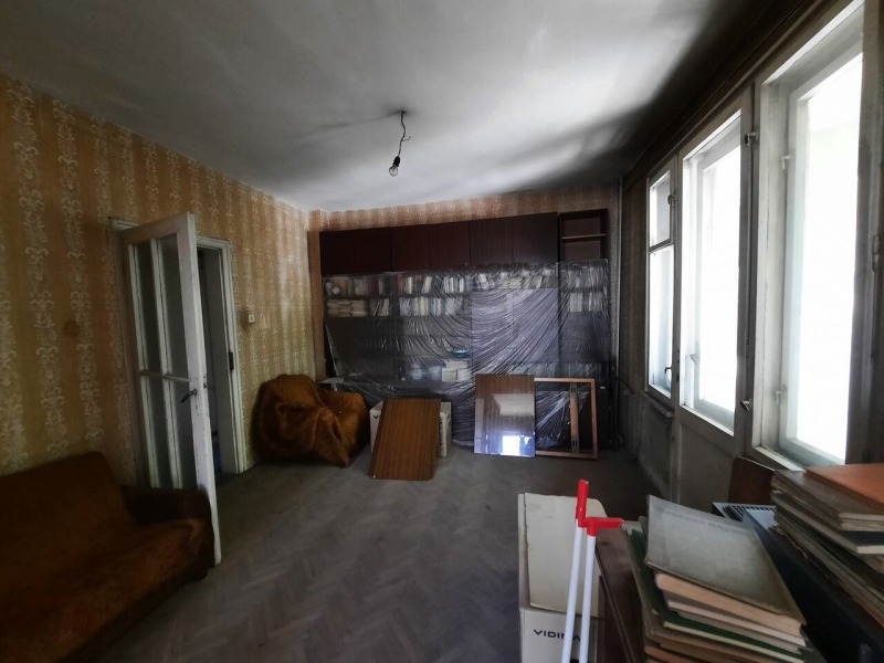 In vendita  1 camera da letto Shumen , Boian Balgaranov 2 , 50 mq | 96888831 - Immagine [2]