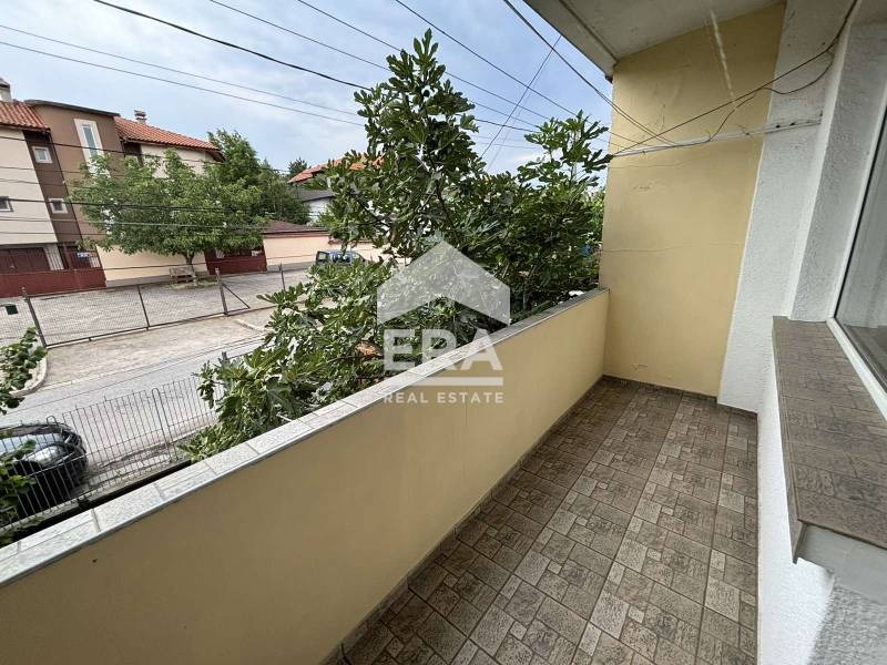 Продава  Етаж от къща град Хасково , Тракийски , 130 кв.м | 40988851 - изображение [2]