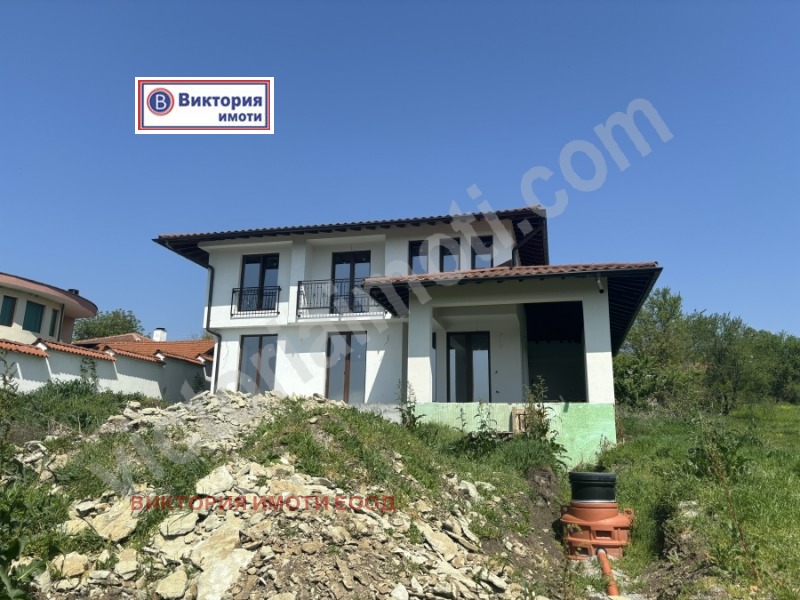 En venta  Casa región Veliko Tarnovo , Ledenik , 234 metros cuadrados | 88008601 - imagen [2]