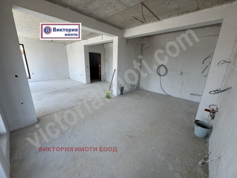 En venta  Casa región Veliko Tarnovo , Ledenik , 234 metros cuadrados | 88008601 - imagen [13]