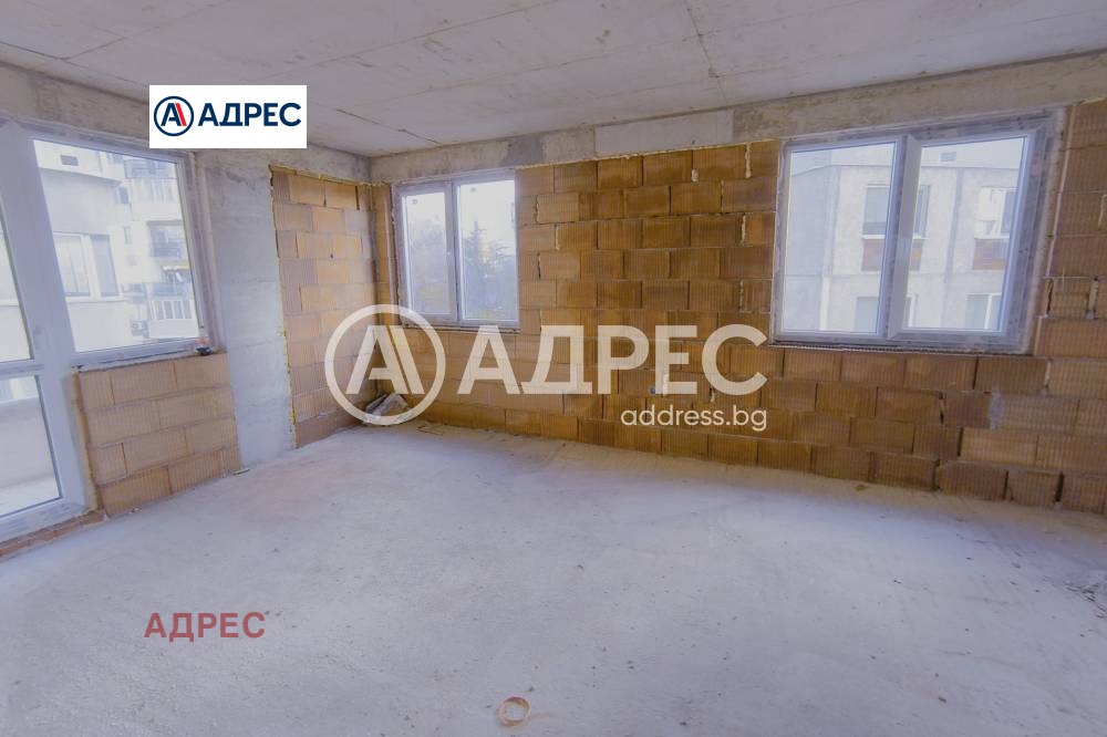 Продава 3-СТАЕН, гр. Варна, Централна поща