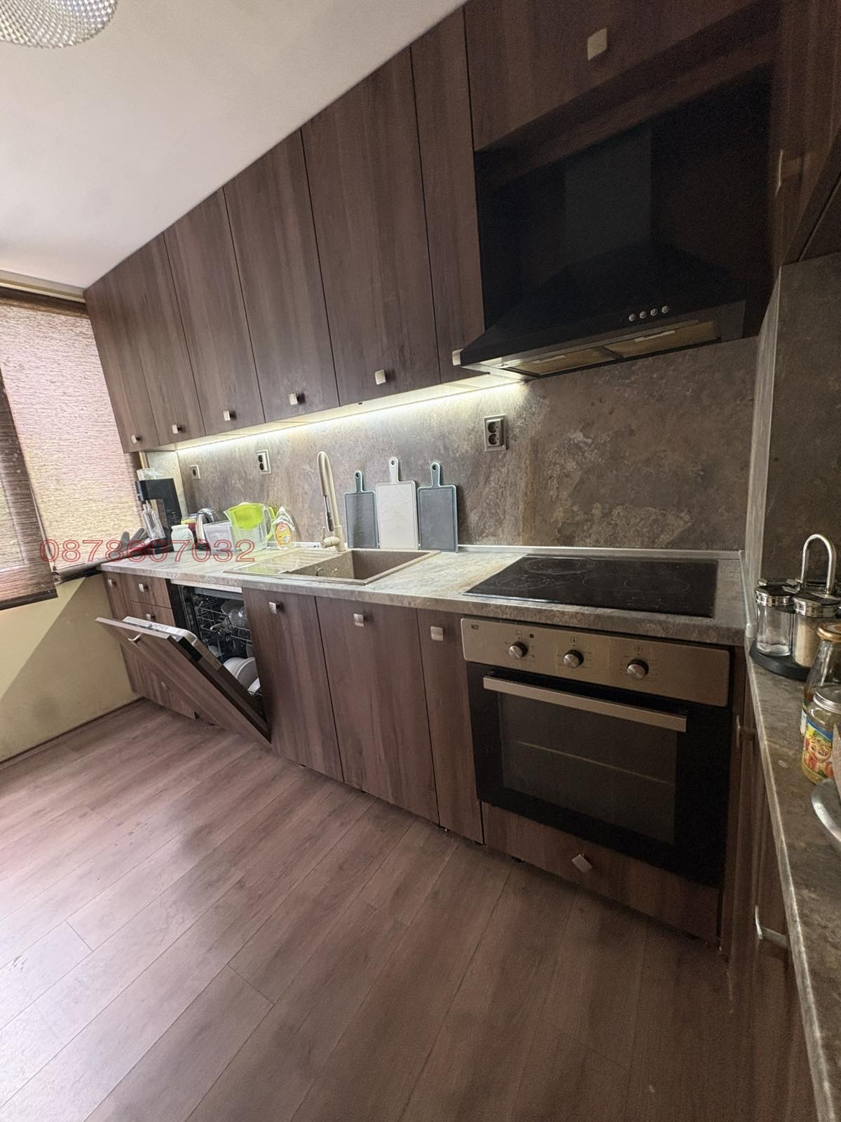 Продава КЪЩА, с. Априлово, област София област, снимка 17 - Къщи - 55011575