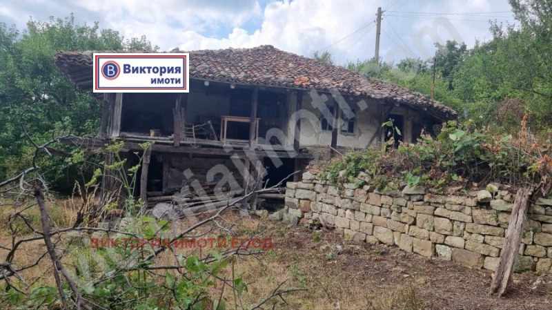 Продава КЪЩА в област Велико Търново, с. Райновци - 91 кв.м / 18 917 € » 36 998.44 лв., ВИКТОРИЯ ИМОТИ ЕООД