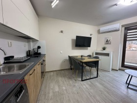 1 chambre Mladejki Halm, Plovdiv 4