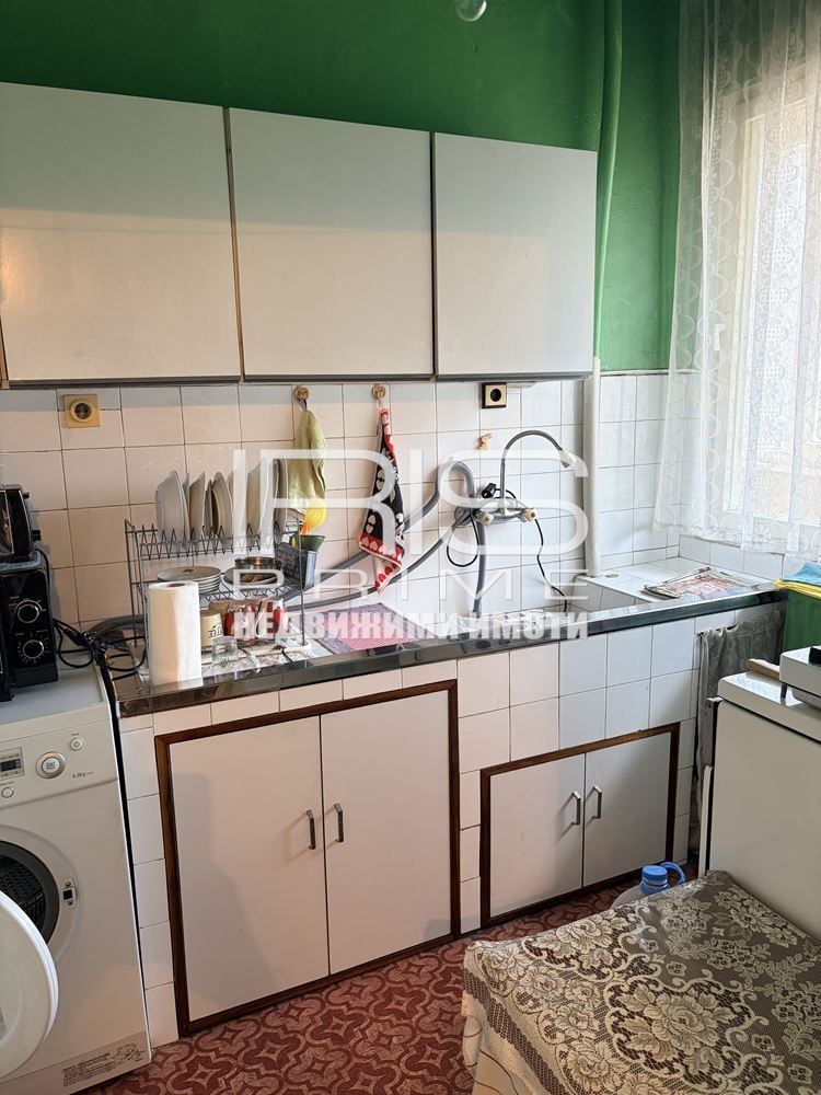 Продава 2-СТАЕН, гр. Шумен, Пазара, снимка 14 - Апартаменти - 55428684