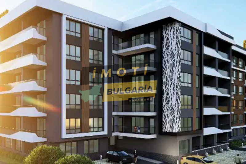 Продава МНОГОСТАЕН, гр. Кърджали, Гледка, снимка 3 - Апартаменти - 53145229