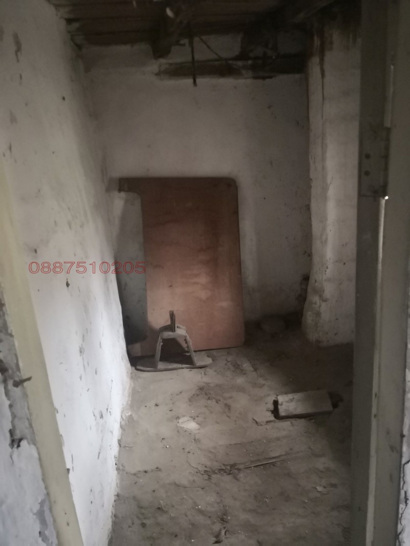 Продава КЪЩА, с. Леденик, област Велико Търново, снимка 8 - Къщи - 53204456