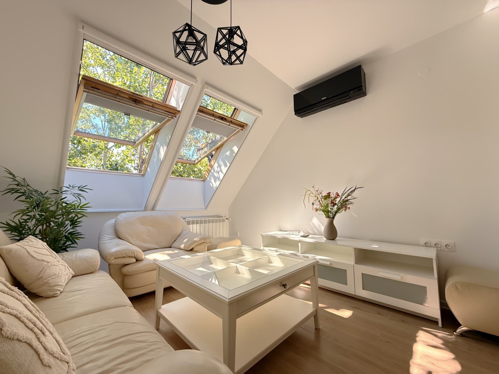 Продава  2-стаен град София , Витоша , 75 кв.м | 28478326