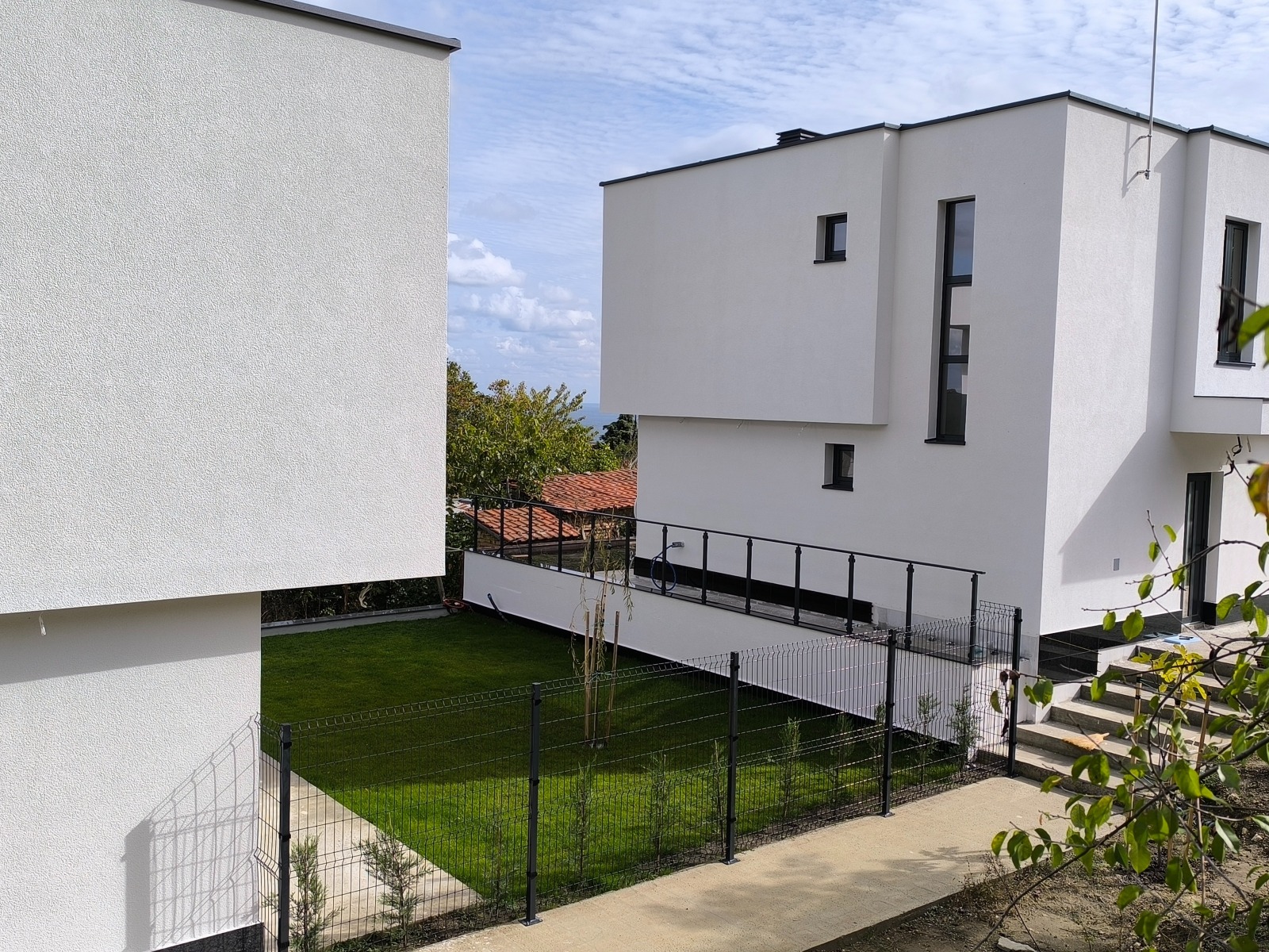Продава КЪЩА, гр. Варна, м-т Манастирски рид, снимка 2 - Къщи - 54489393
