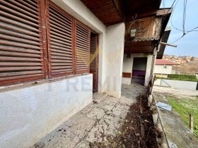 Οικόπεδο Βαλτσηκ, περιοχή Dobrich 2