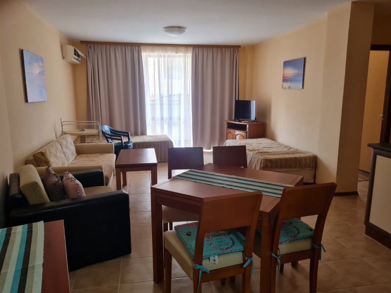 En venta  2 dormitorios región Burgas , k.k. Slanchev bryag , 110 metros cuadrados | 49260275 - imagen [3]